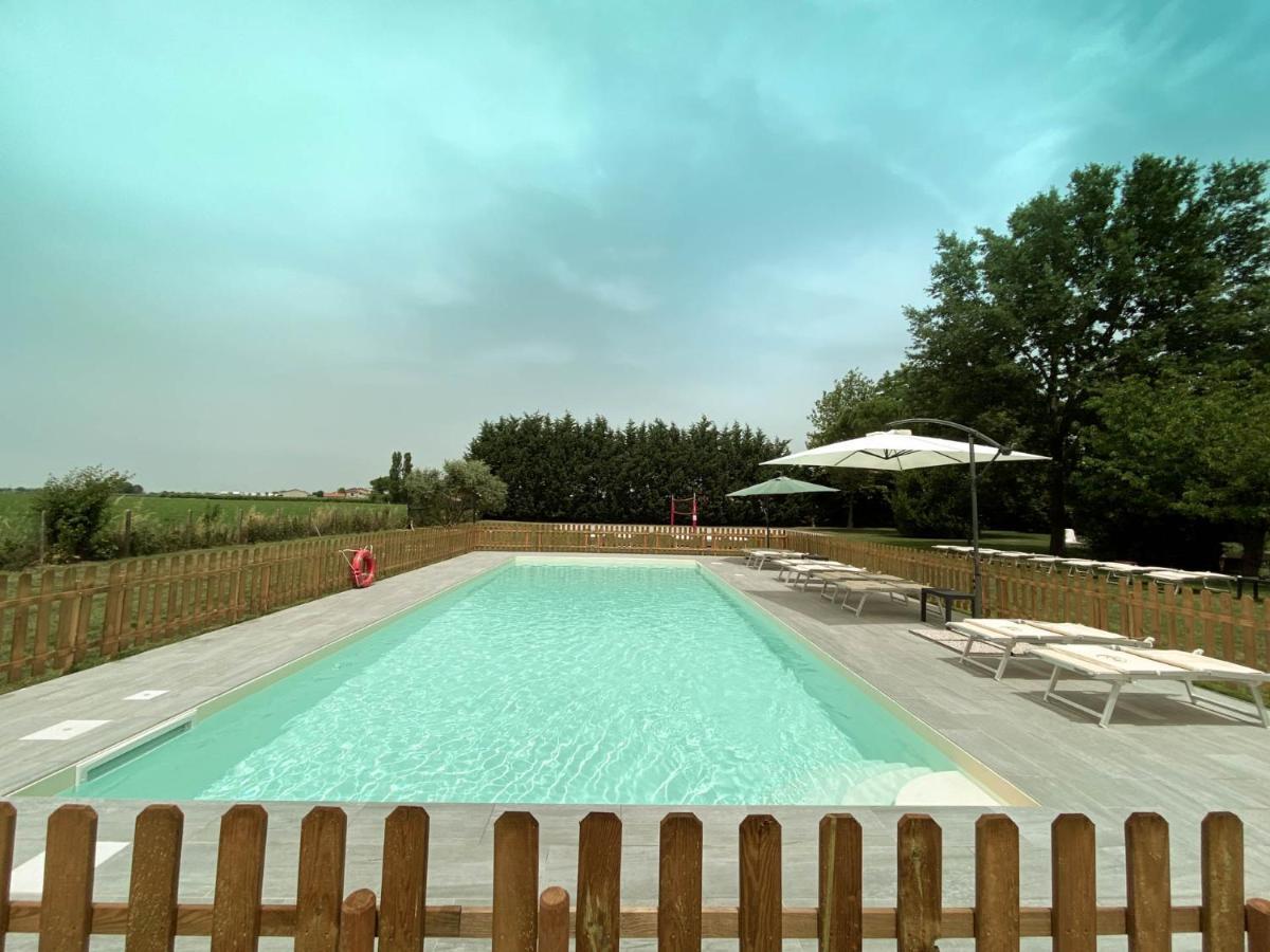 Il Bianconiglio R&B Bed & Breakfast Carraie Exterior foto